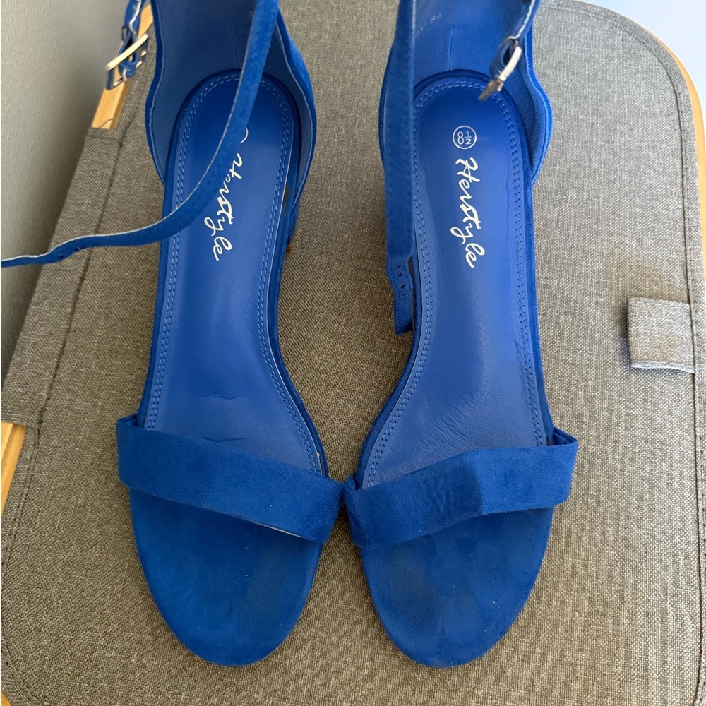 Herstyle Blue Heels Elegant and Comfortable